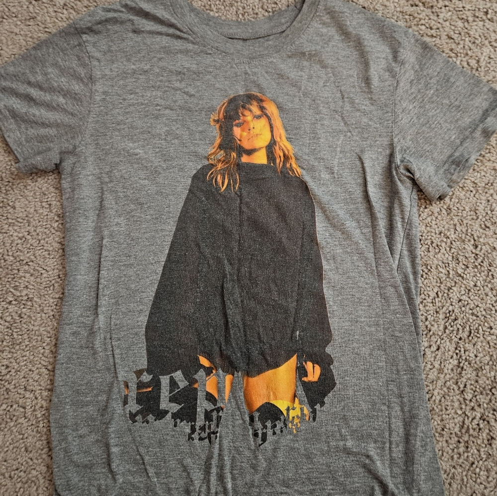 Taylor Swift reputation T-shirt